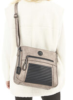 Rieker, tas, dames, met magnetische sluiting op voorvak BRONSZWART